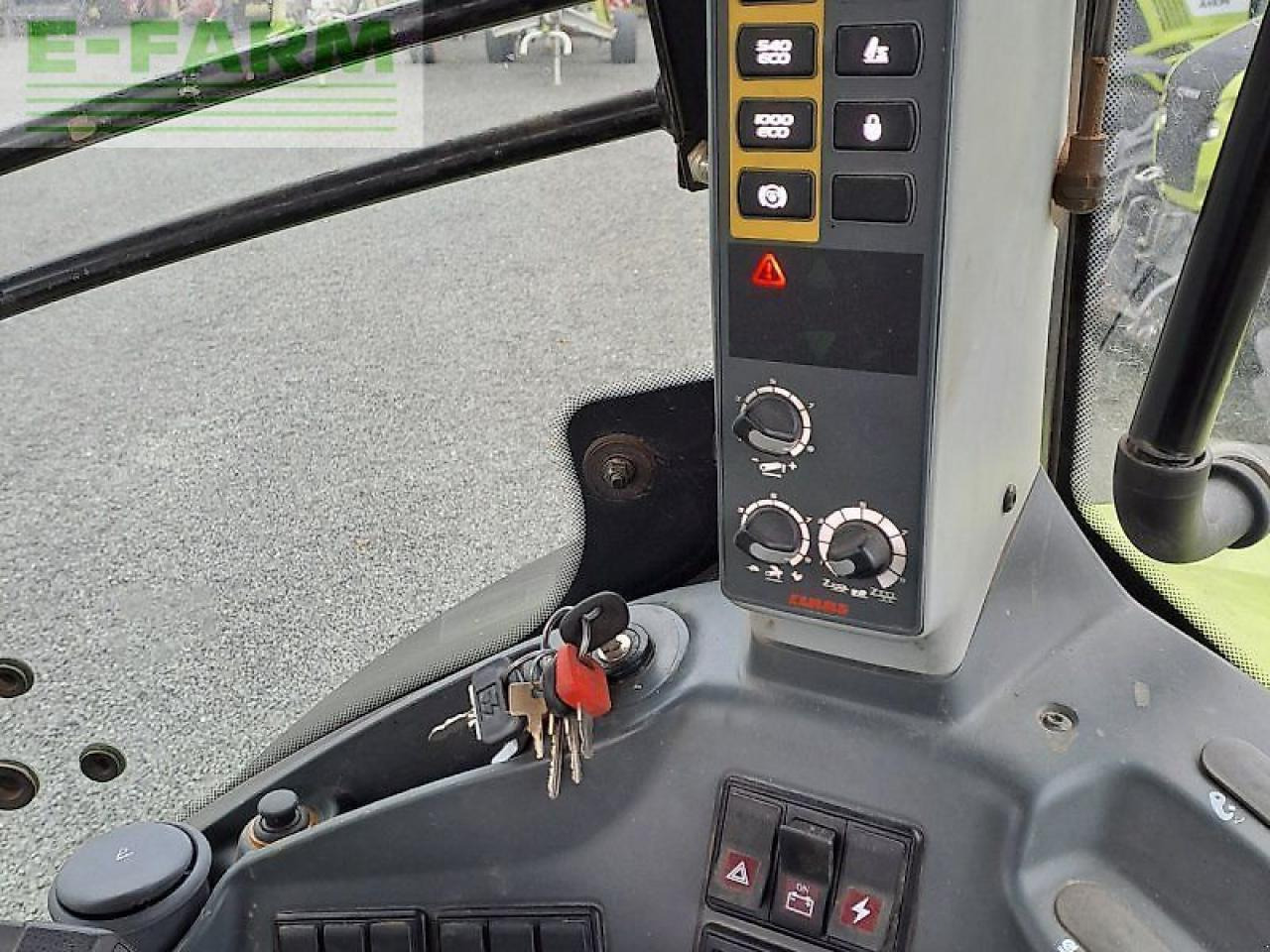 Tractor CLAAS axion 830 c-matic CMATIC