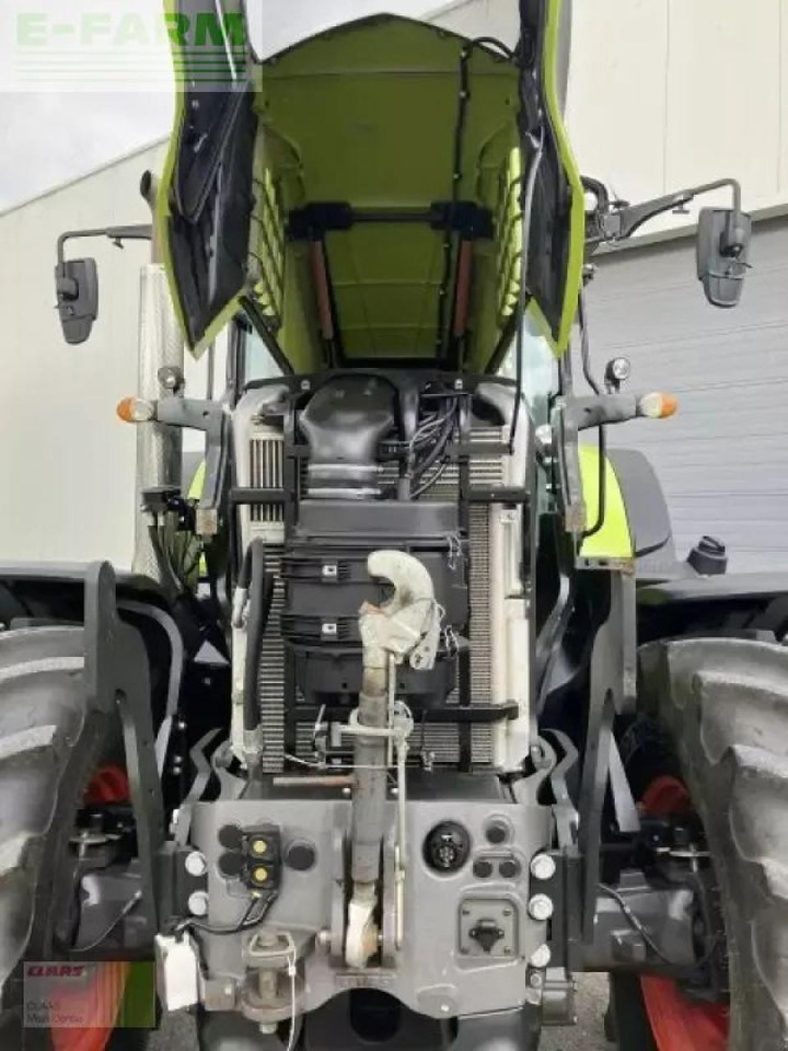 Tractor CLAAS axion 830 c-matic CMATIC
