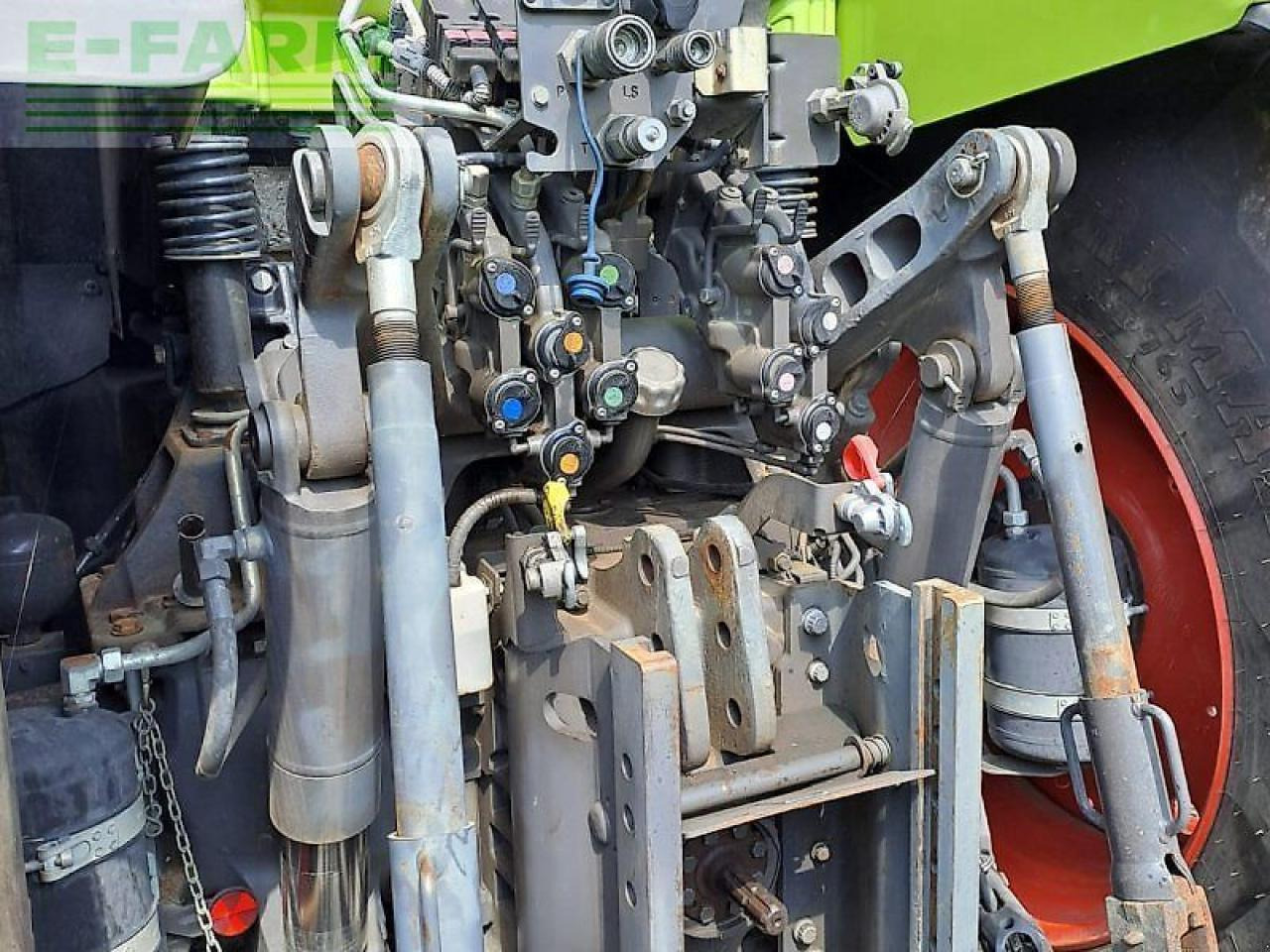 Tractor CLAAS axion 830 c-matic CMATIC