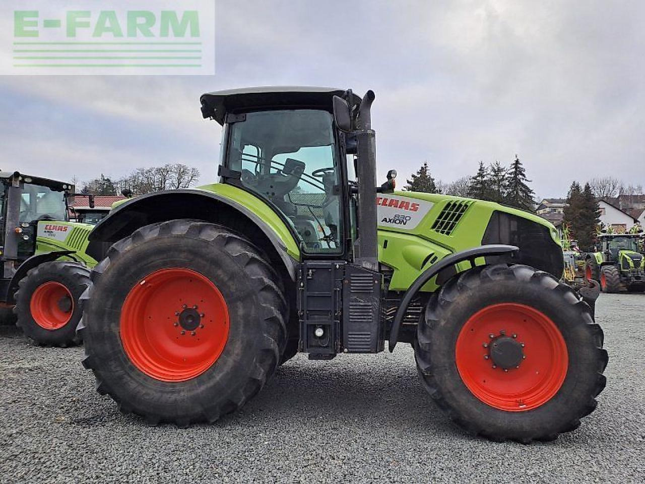 Tractor CLAAS axion 830 cebis