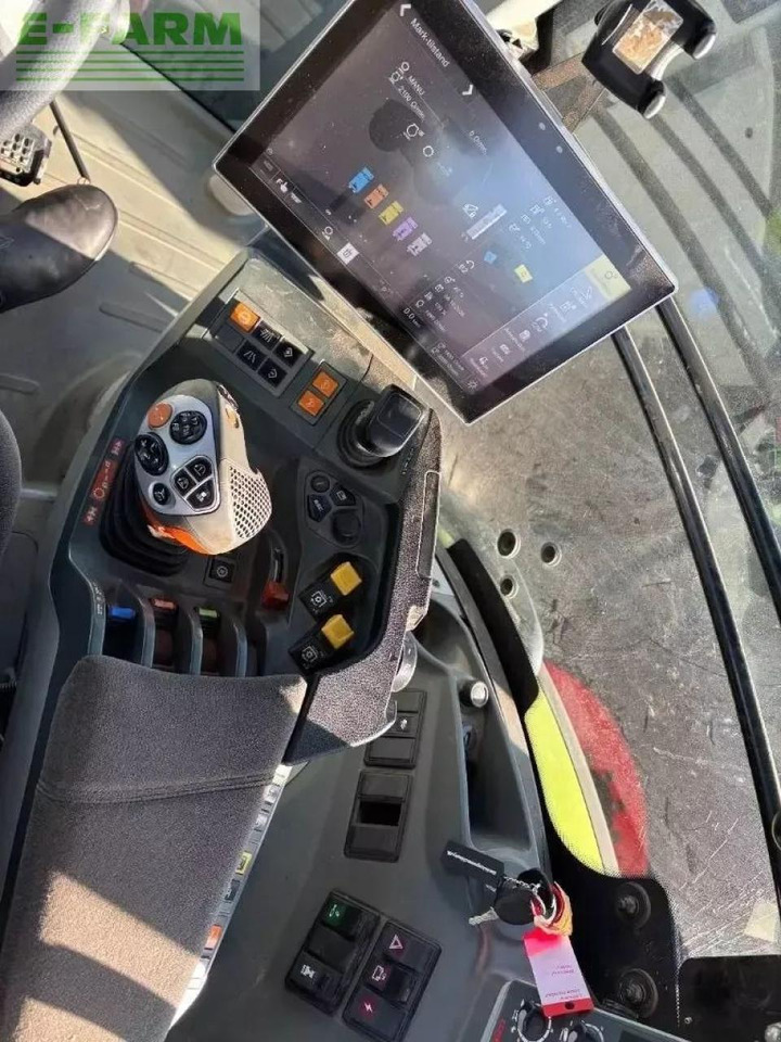 Tractor CLAAS axion 830 cebis