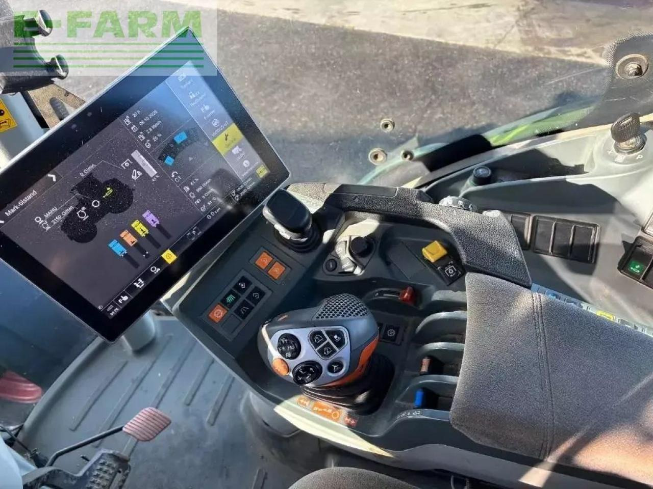 Tractor CLAAS axion 830 cebis