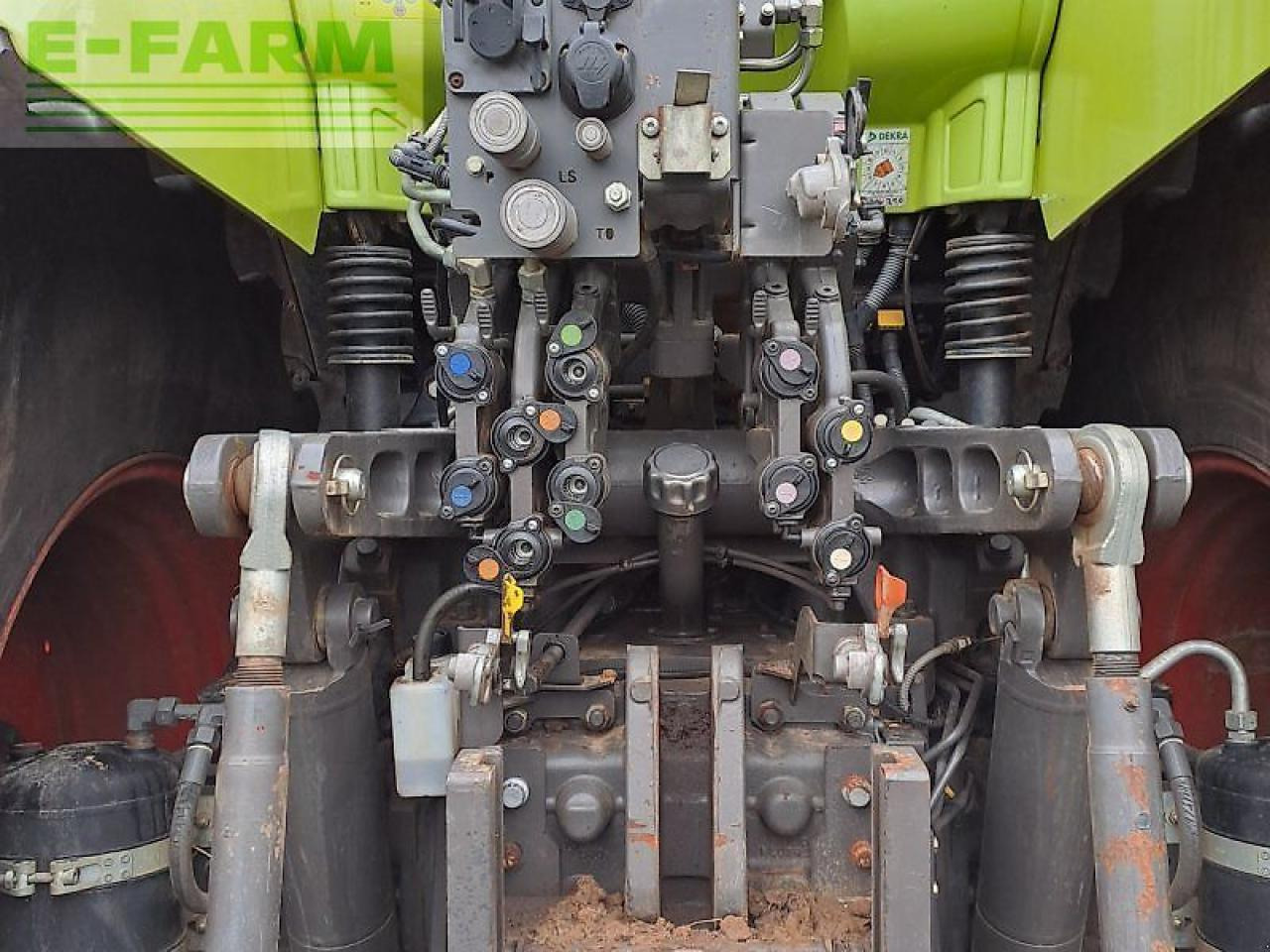 Tractor CLAAS axion 830 cebis