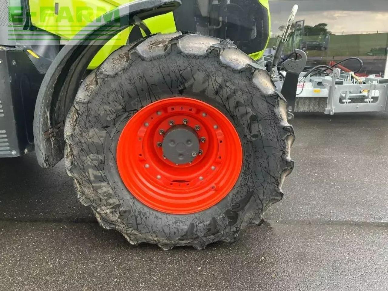 Tractor CLAAS axion 830 cis+