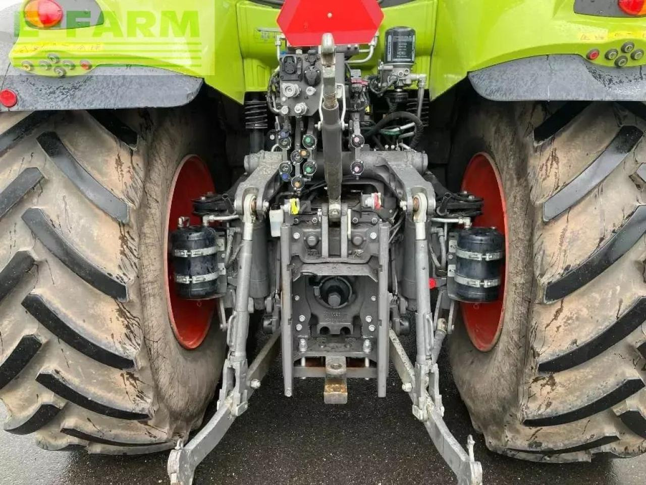 Tractor CLAAS axion 830 cis+