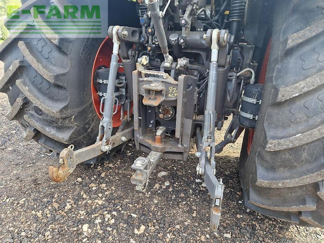 Tractor CLAAS axion 830 cis