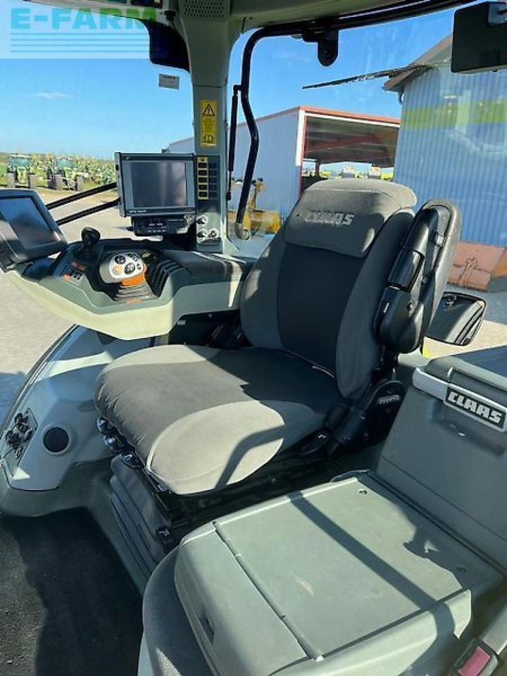 Tractor CLAAS axion 830 cmatic