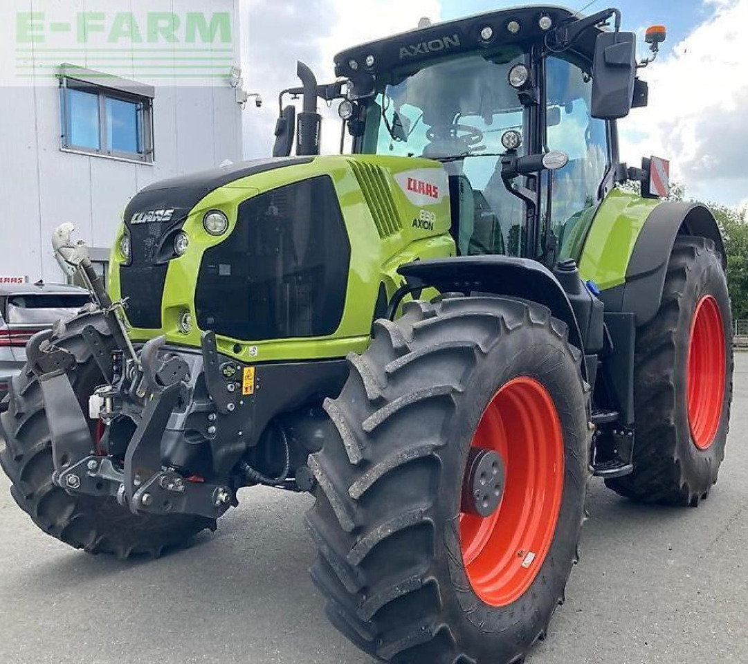 Tractor CLAAS axion 830 cmatic