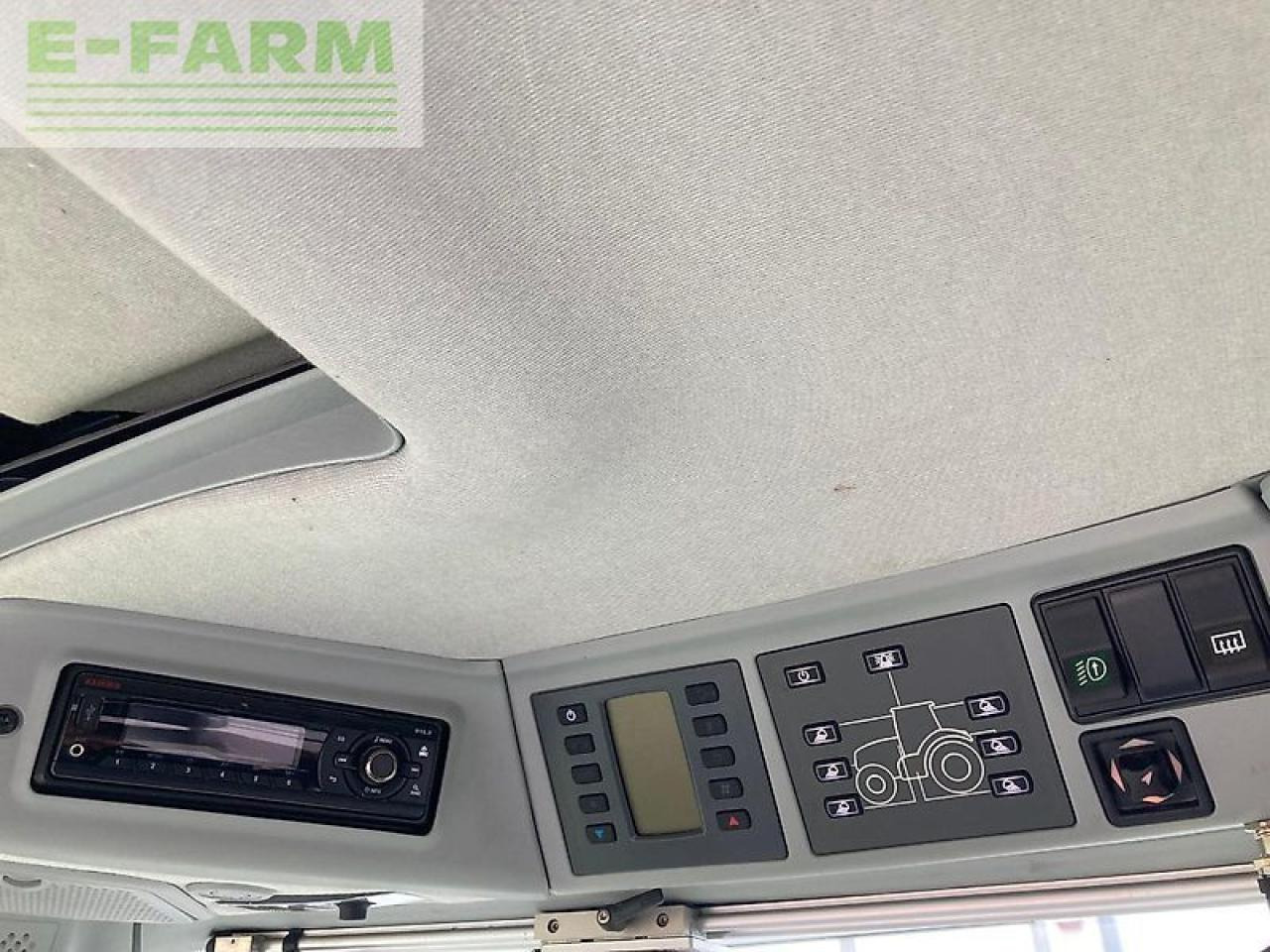 Tractor CLAAS axion 830 cmatic