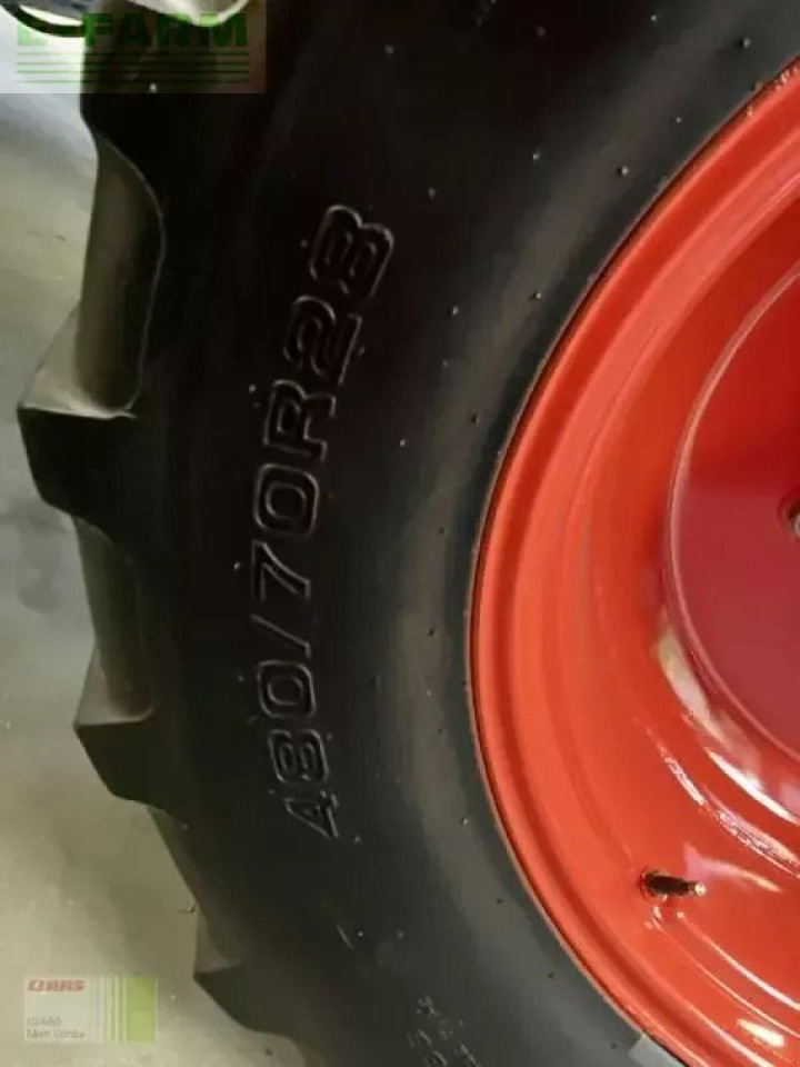 Tractor CLAAS axion 830 cmatic