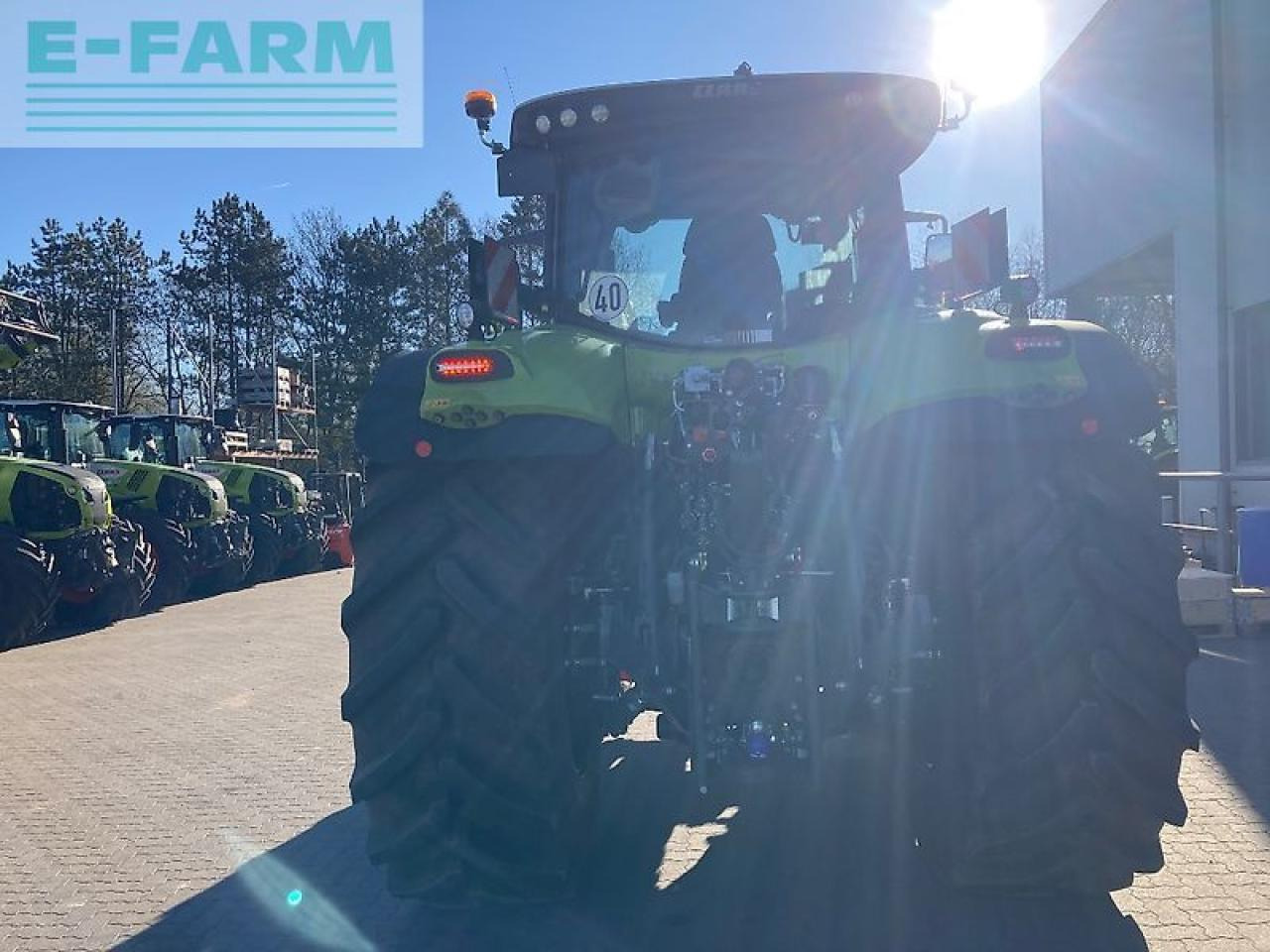 Tractor CLAAS axion 830 cmatic