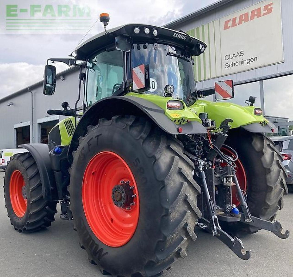 Tractor CLAAS axion 830 cmatic