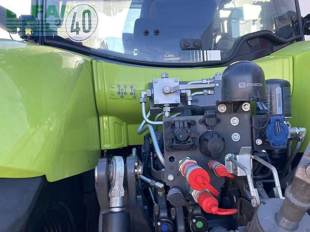 Tractor CLAAS axion 830 cmatic