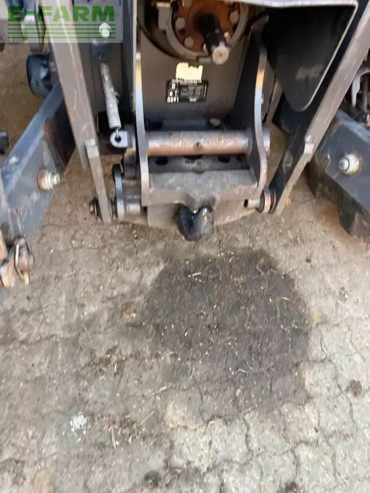 Tractor CLAAS axion 830 cmatic CMATIC