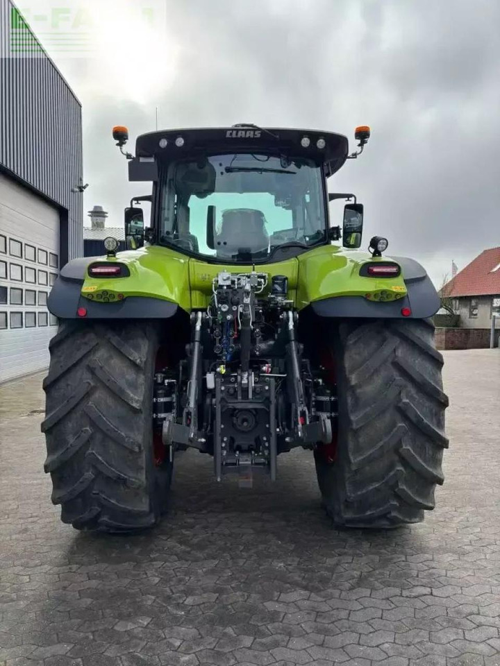 Tractor CLAAS axion 830 cmatic CMATIC