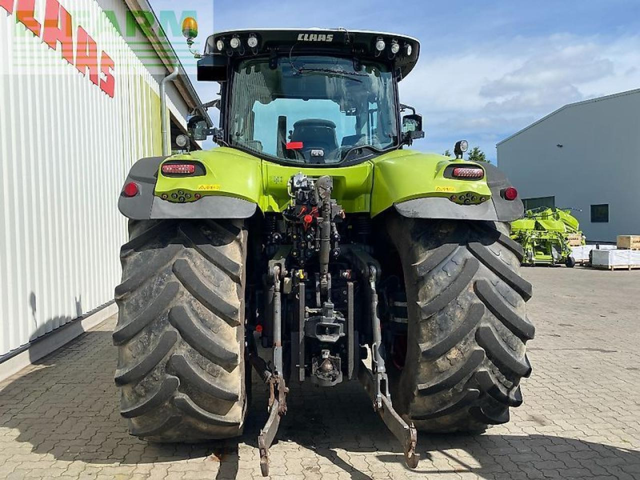 Tractor CLAAS axion 830 cmatic CMATIC
