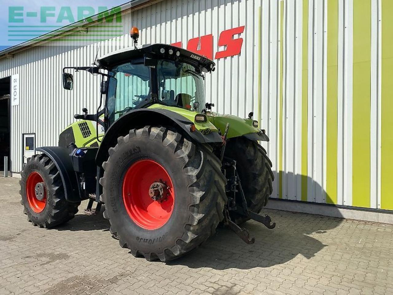 Tractor CLAAS axion 830 cmatic CMATIC