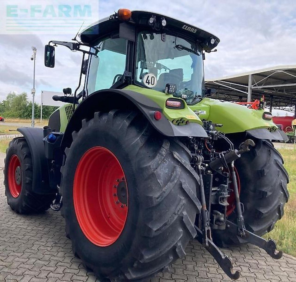 Tractor CLAAS axion 830 cmatic CMATIC