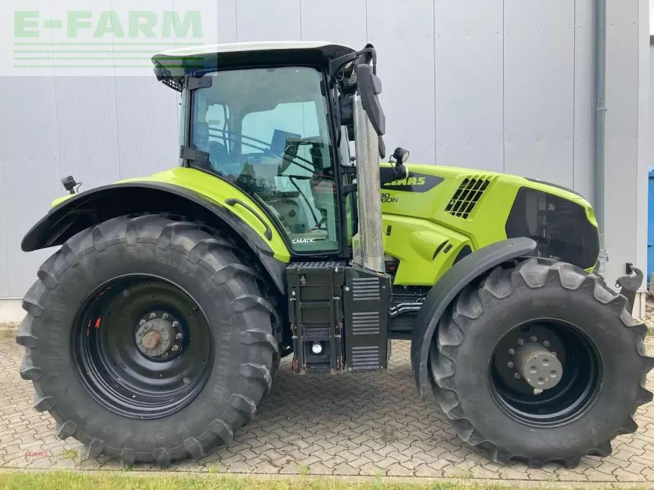 Tractor CLAAS axion 830 cmatic CMATIC