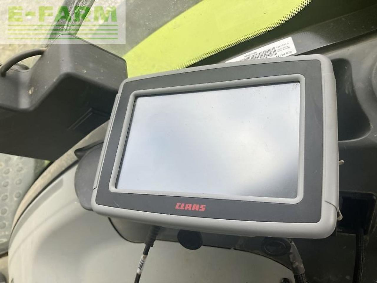 Tractor CLAAS axion 830 cmatic CMATIC