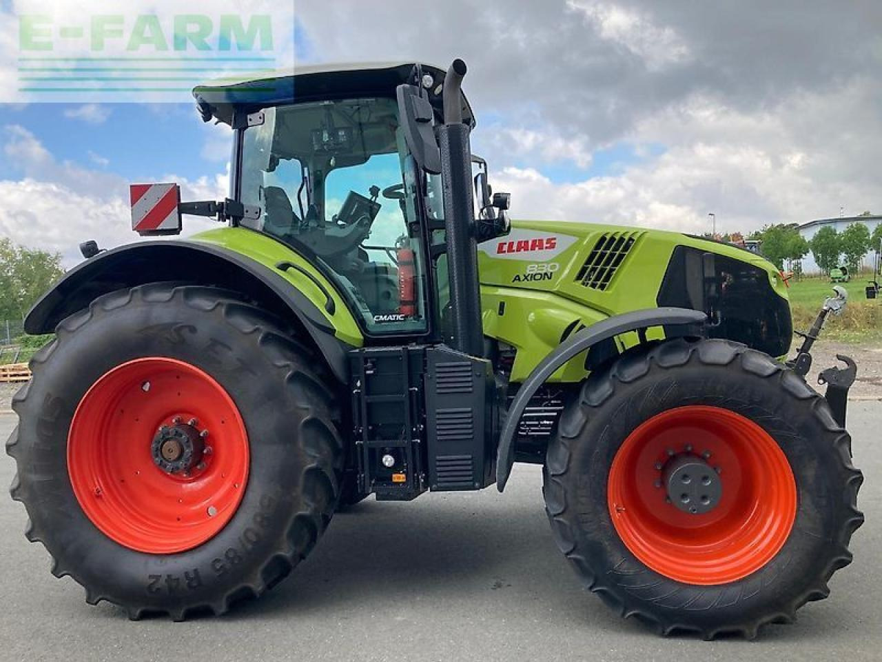 Tractor CLAAS axion 830 cmatic CMATIC