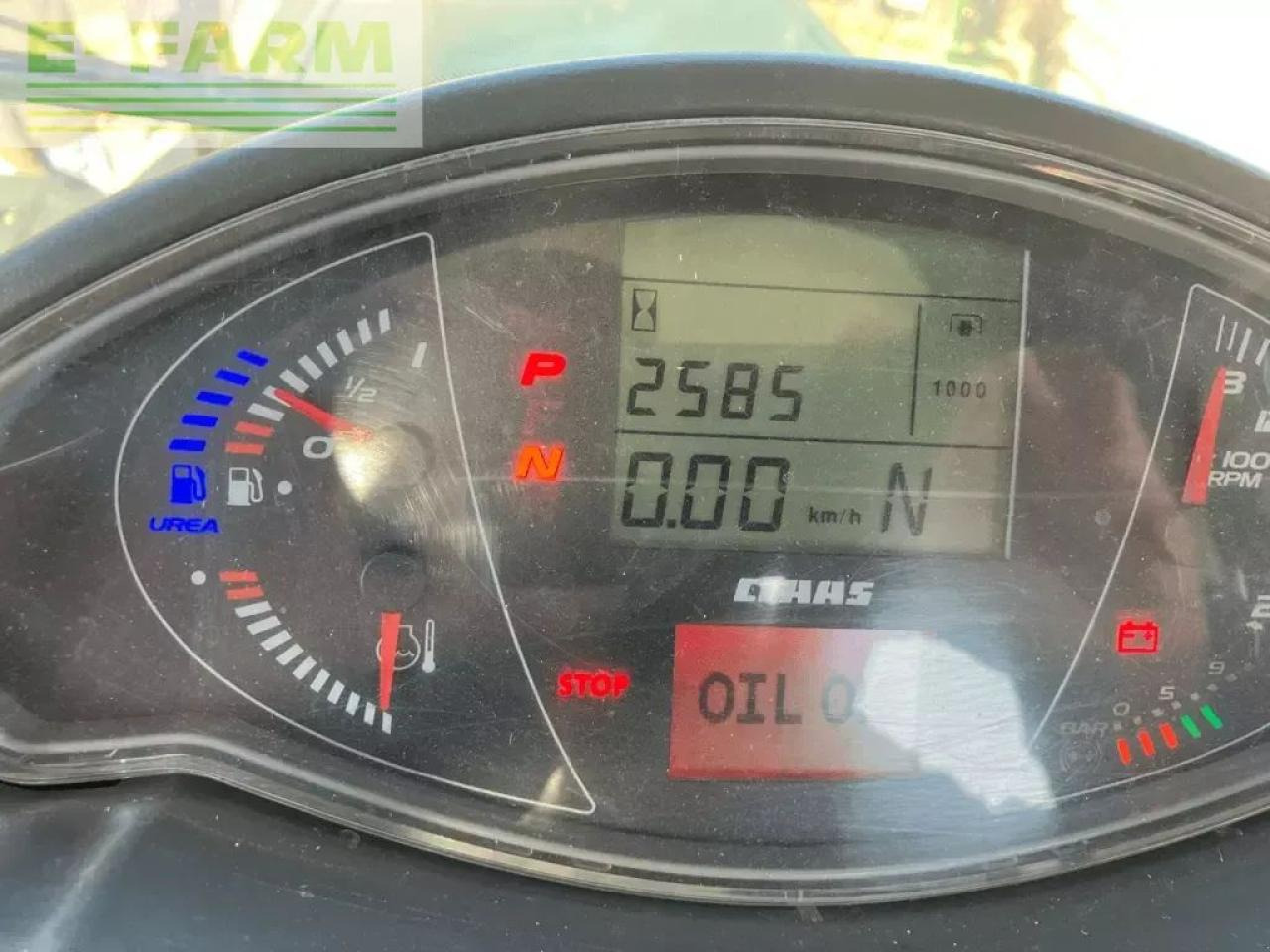 Tractor CLAAS axion 830 cmatic business CMATIC