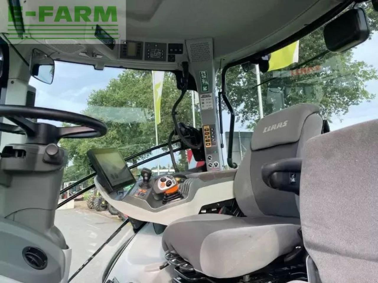 Tractor CLAAS axion 830 cmatic cebis CMATIC CEBIS