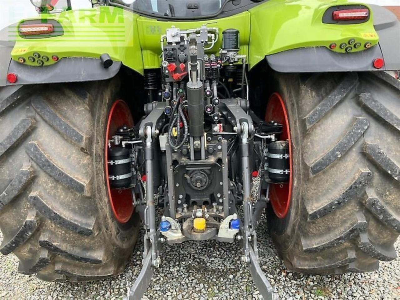 Tractor CLAAS axion 830 cmatic cebis CMATIC CEBIS