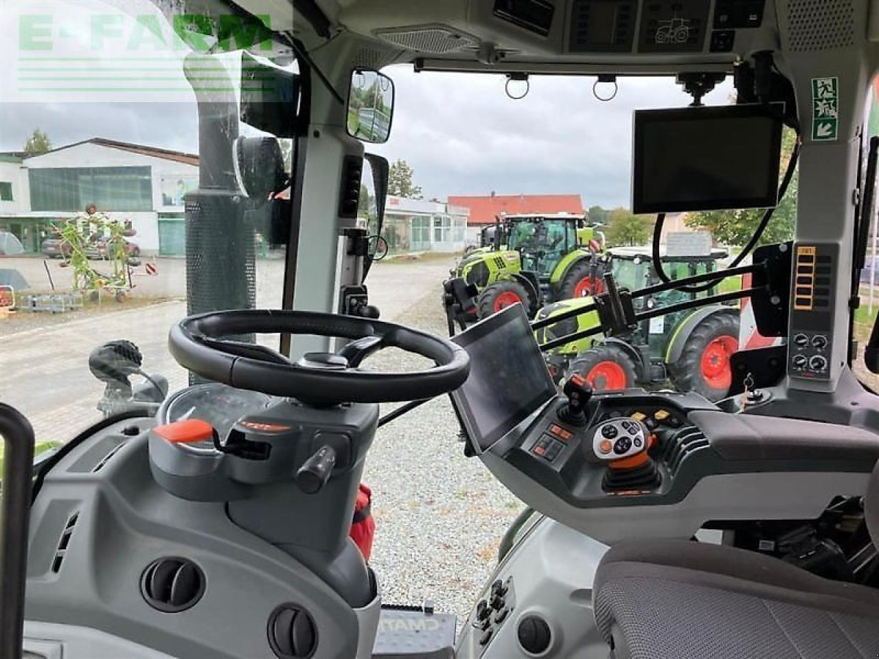 Tractor CLAAS axion 830 cmatic cebis CMATIC CEBIS