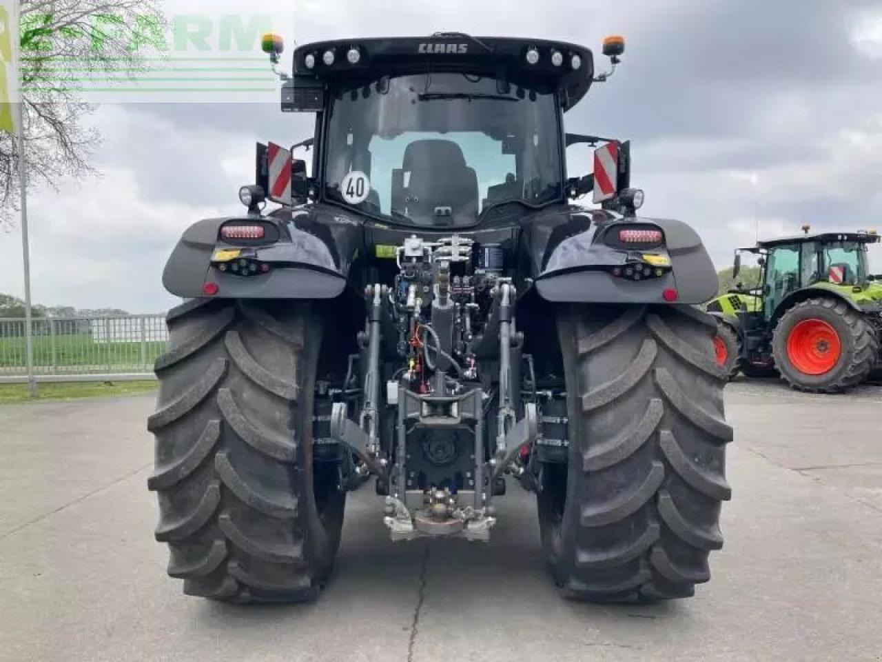 Tractor CLAAS axion 830 cmatic cebis CMATIC CEBIS