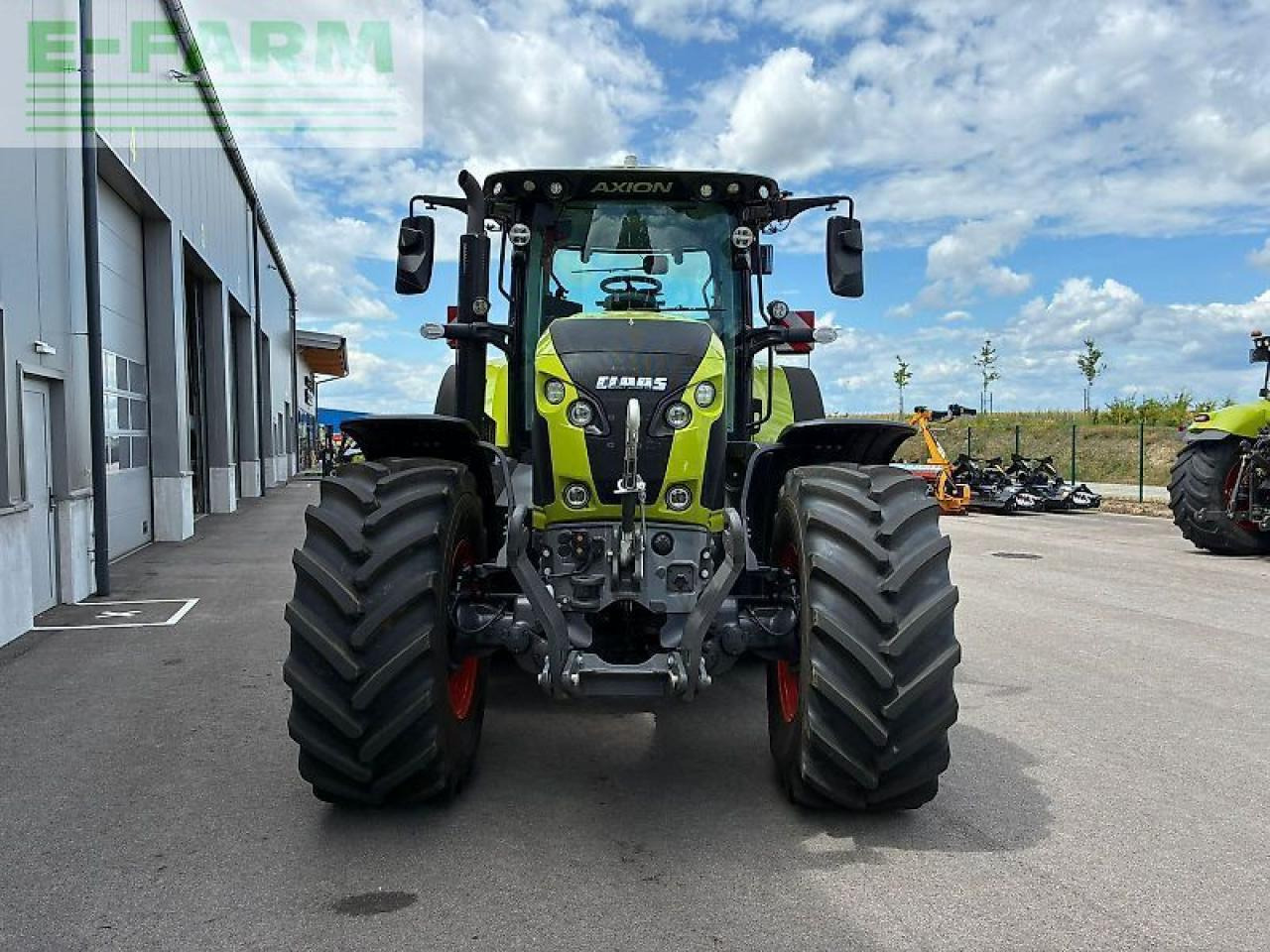 Tractor CLAAS axion 830 cmatic cebis CMATIC CEBIS