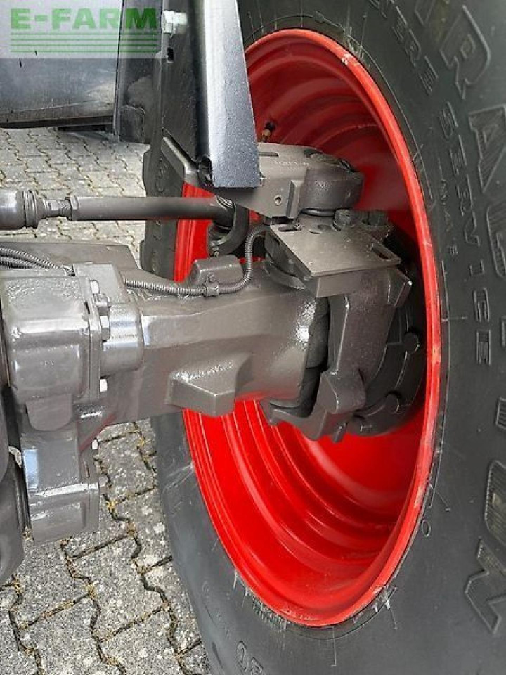 Tractor CLAAS axion 840 cebis cmatic mit rtk und kamera CMATIC CEBIS