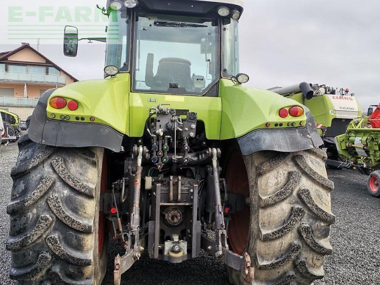 Tractor CLAAS axion 840 hexashift HEXASHIFT