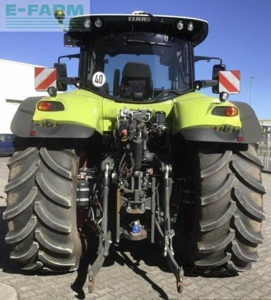 Tractor CLAAS axion 850