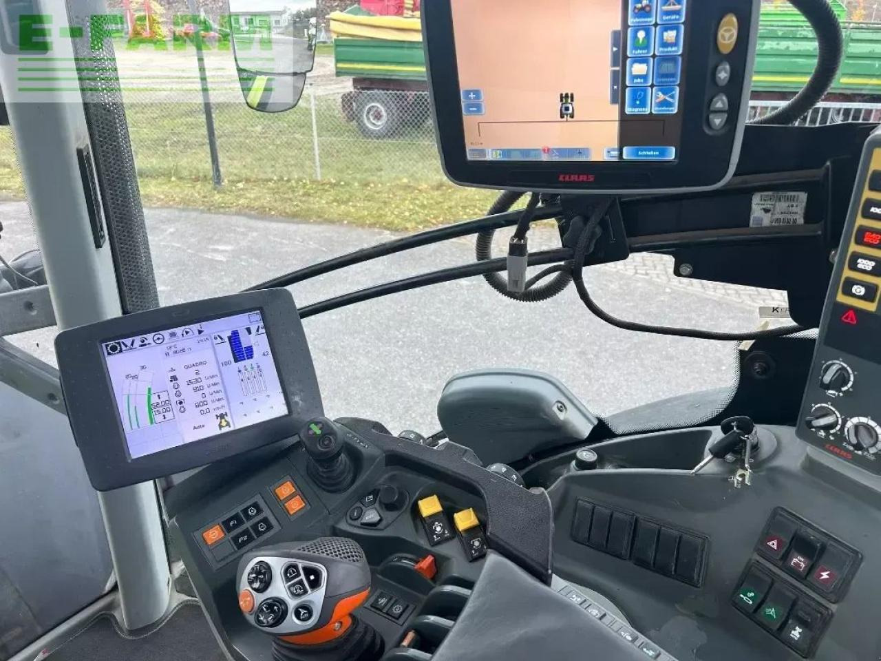 Tractor CLAAS axion 850