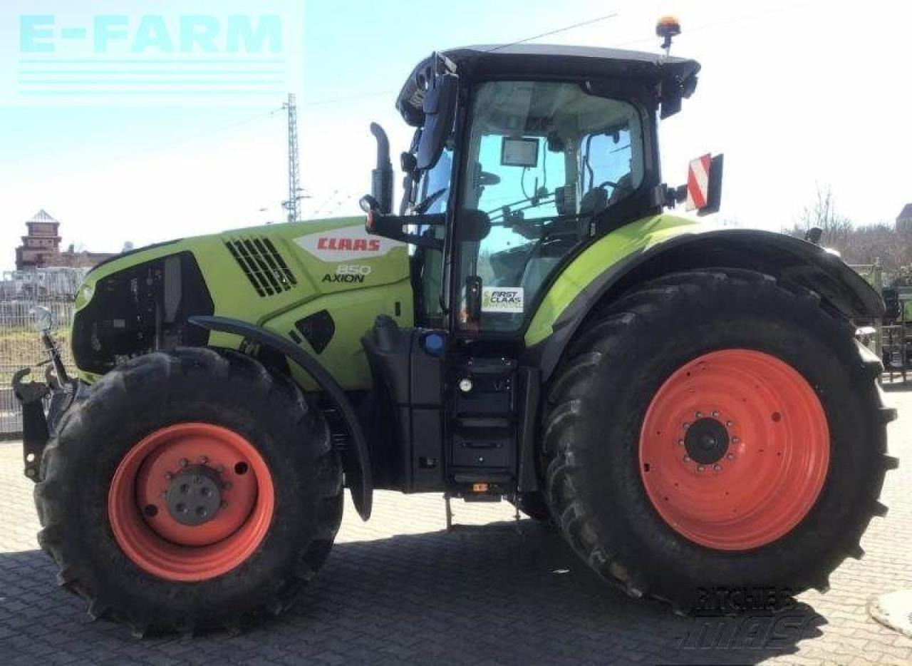 Tractor CLAAS axion 850