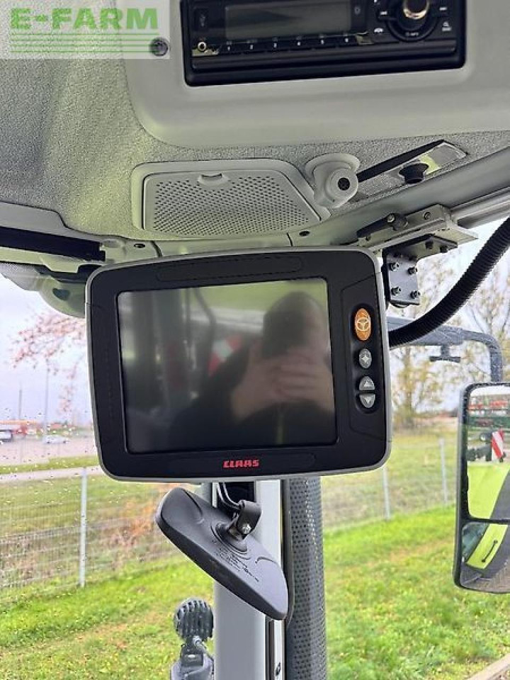 Tractor CLAAS axion 850