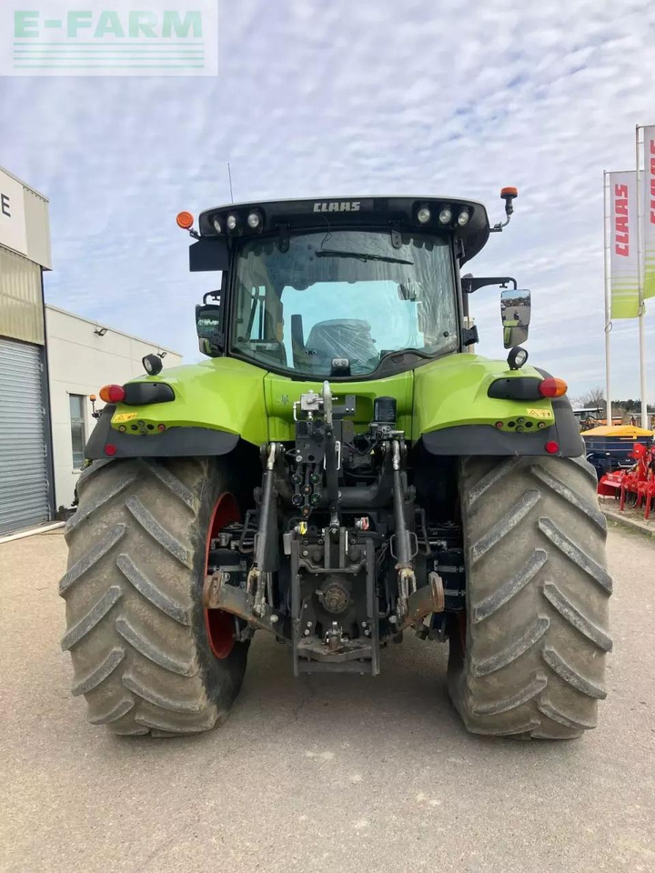 Tractor CLAAS axion 850