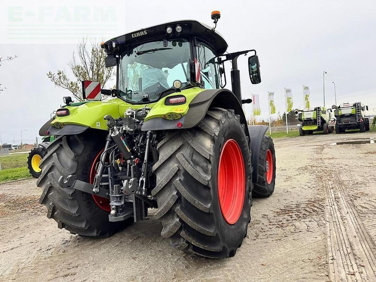 Tractor CLAAS axion 850