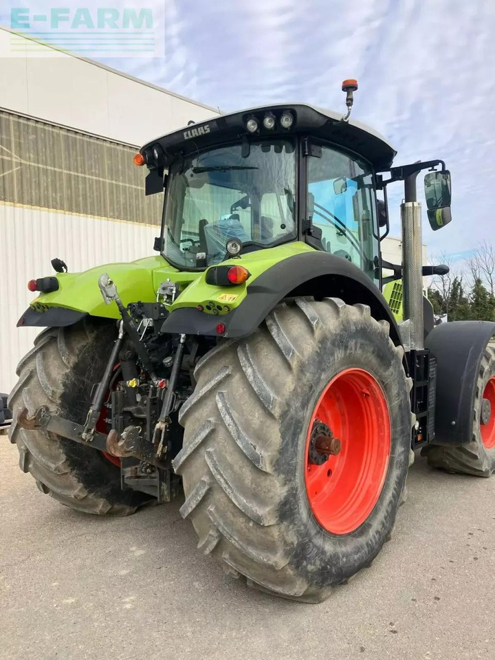 Tractor CLAAS axion 850