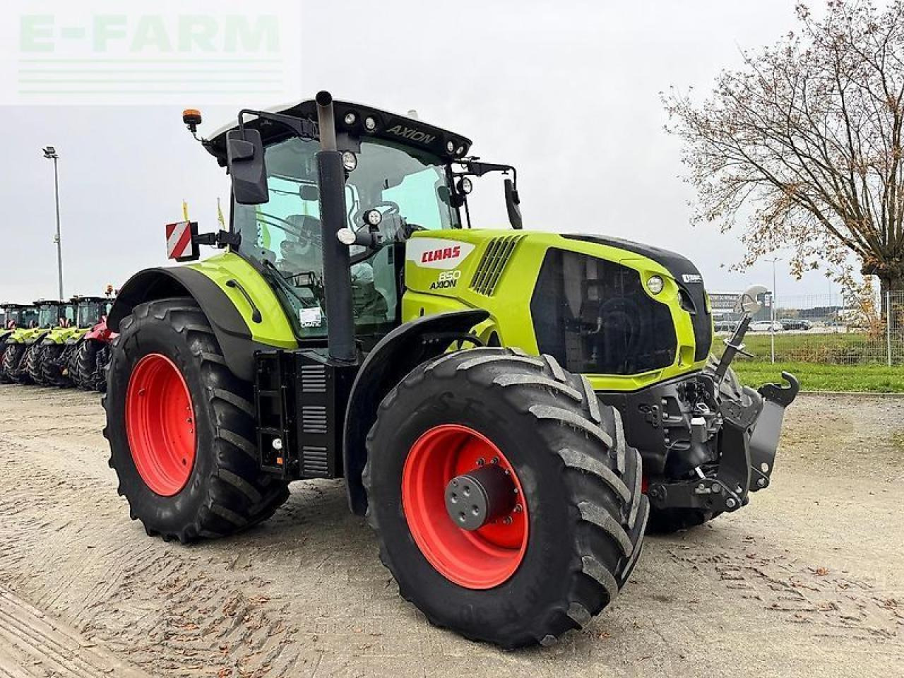 Tractor CLAAS axion 850