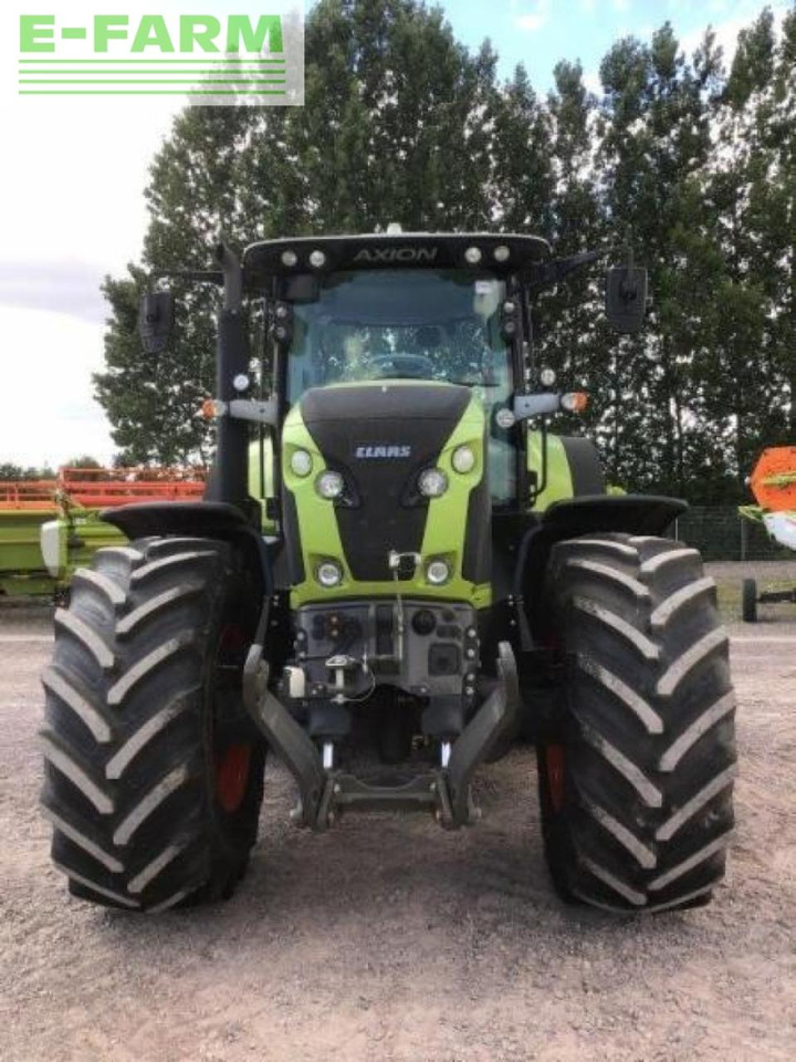 Tractor CLAAS axion 850 c-matic