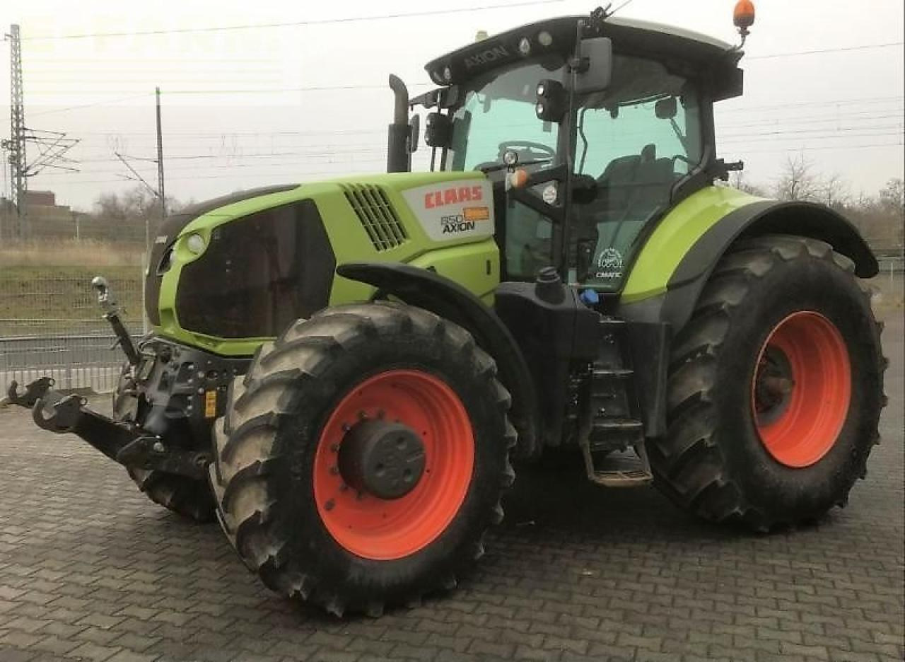 Tractor CLAAS axion 850 c-matic CMATIC