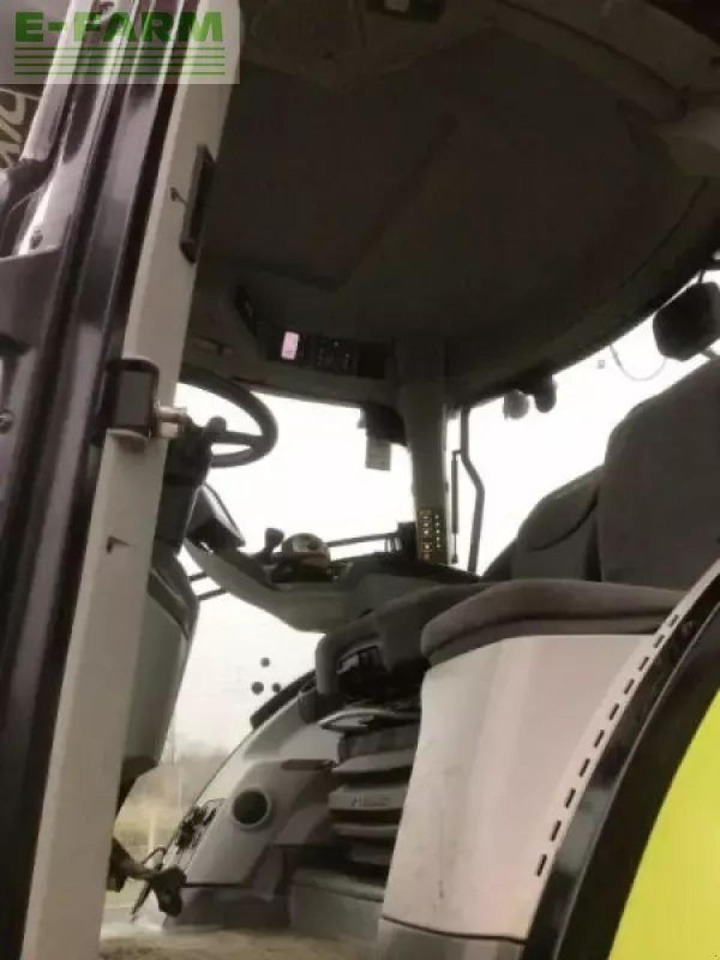 Tractor CLAAS axion 850 c-matic CMATIC