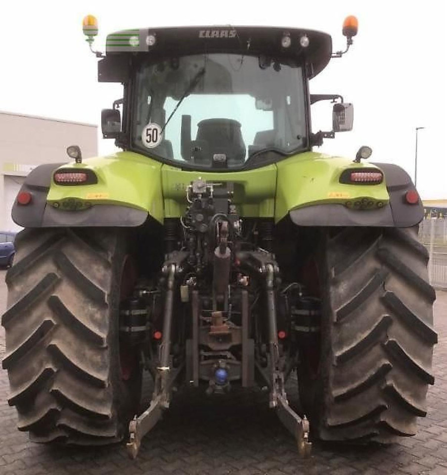 Tractor CLAAS axion 850 c-matic CMATIC