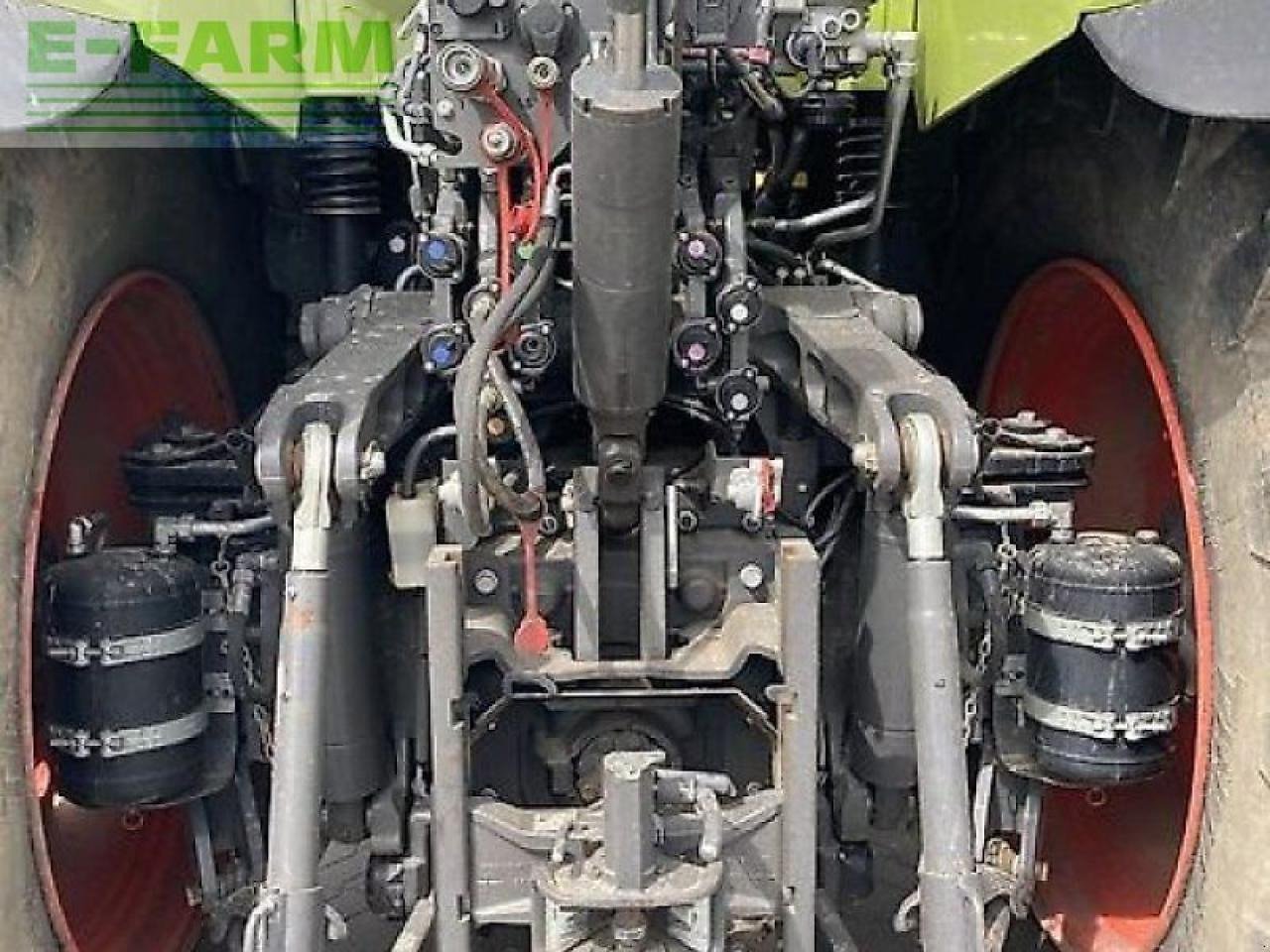 Tractor CLAAS axion 850 cebis