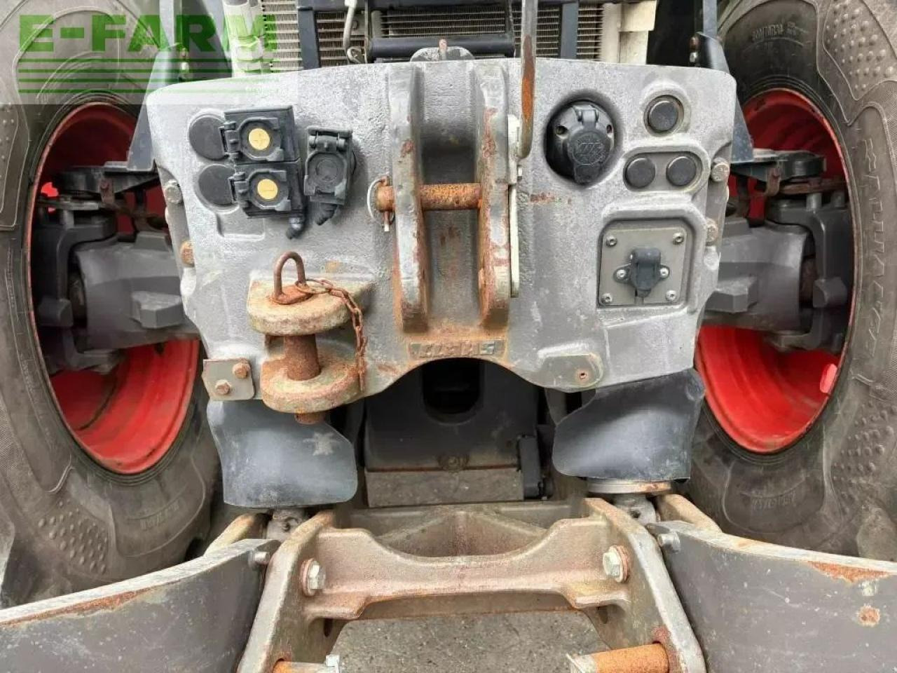 Tractor CLAAS axion 850 cebis