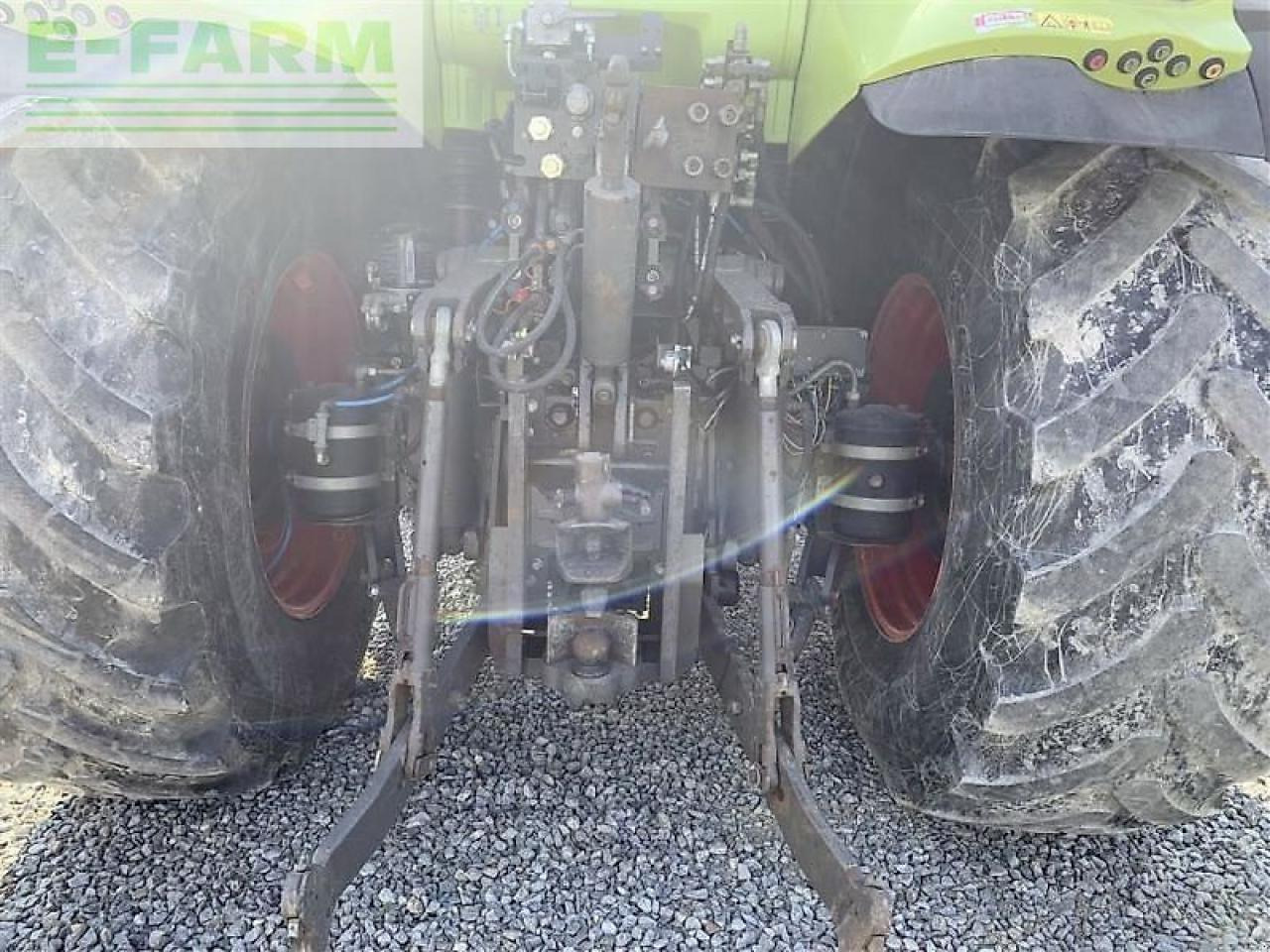 Tractor CLAAS axion 850 cebis