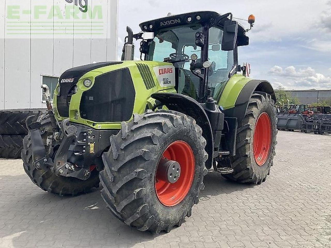 Tractor CLAAS axion 850 cebis