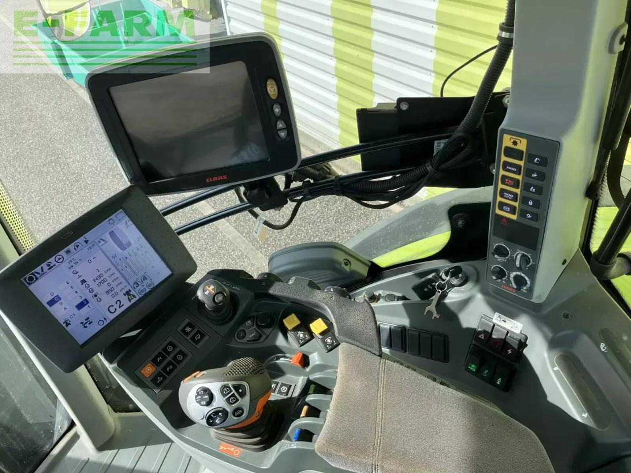 Tractor CLAAS axion 850 cebis + gps
